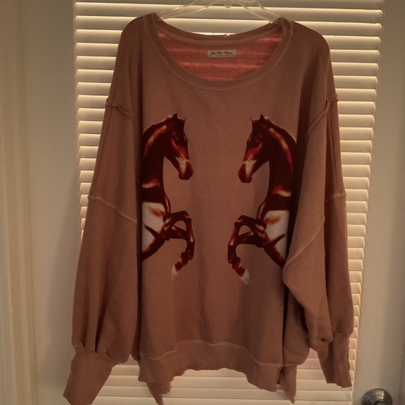 We The Free Camden Graphic Sweatshirt Horses Large NWOT - Picture 3 of 5
